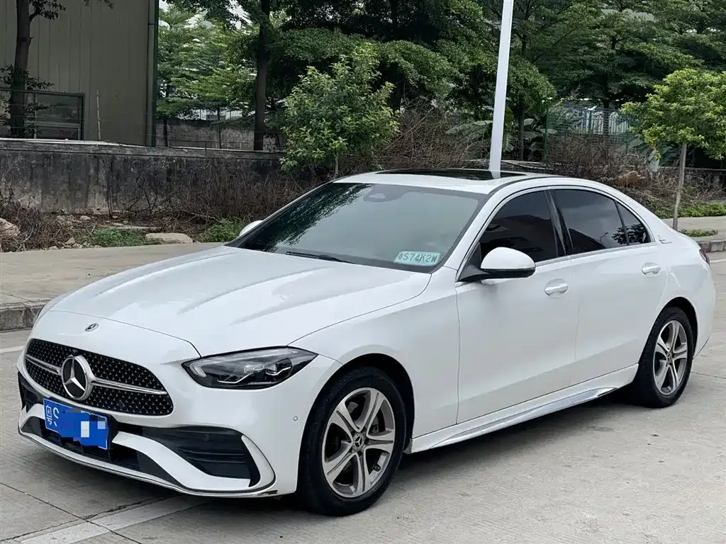 Mercedes-Benz C-Class — фото 1