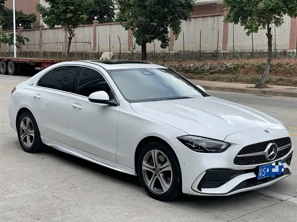 Mercedes-Benz C-Class — фото 10