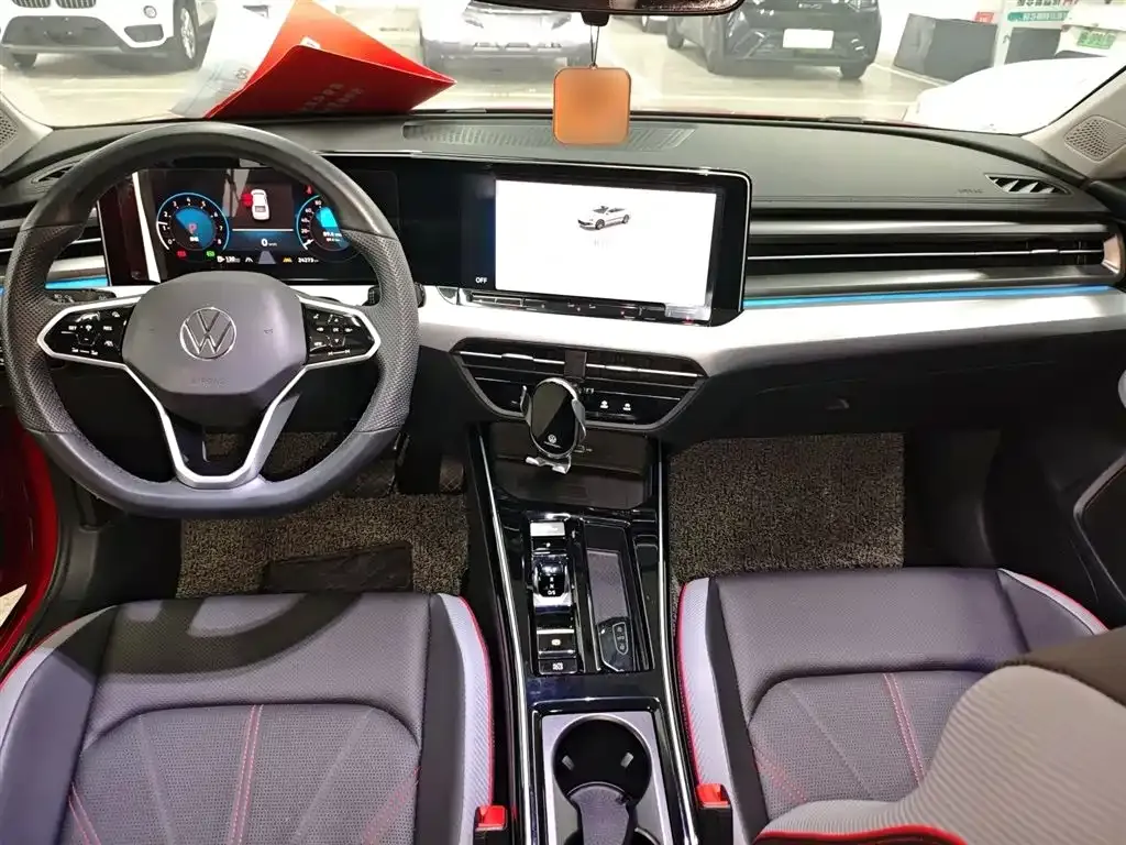 Volkswagen Lamando 2024 из CN, фото 8