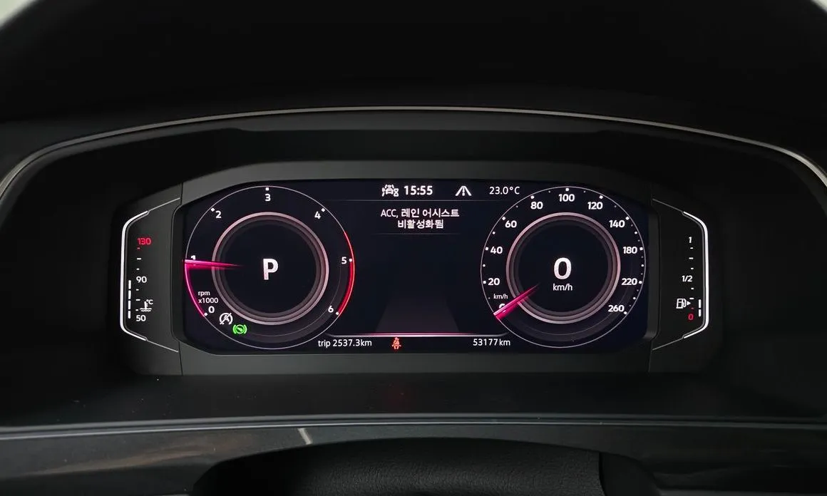 Volkswagen Tiguan — фото 8