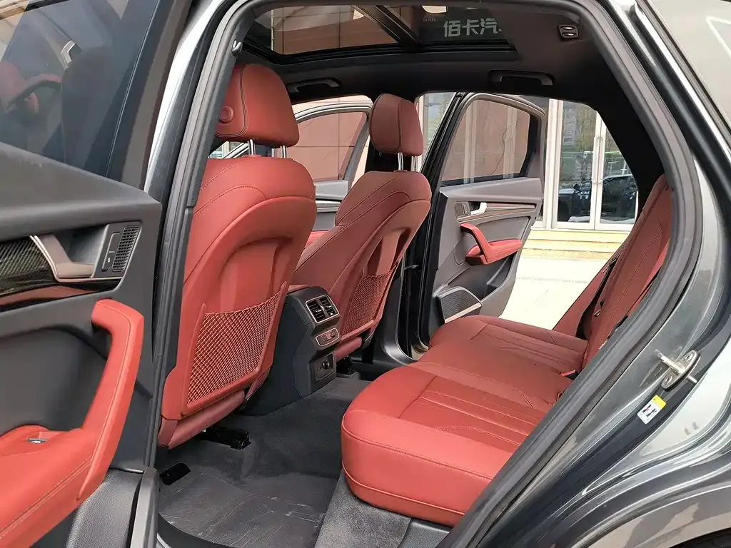 Audi Q5L Sportback 2021 из CN, фото 7