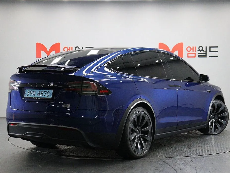 Tesla Model X 2023 из KR, фото 8