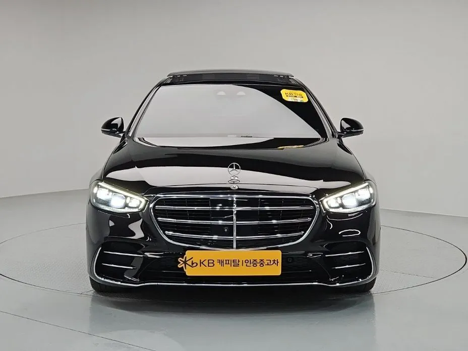 Mercedes-Benz S-Class — фото 1