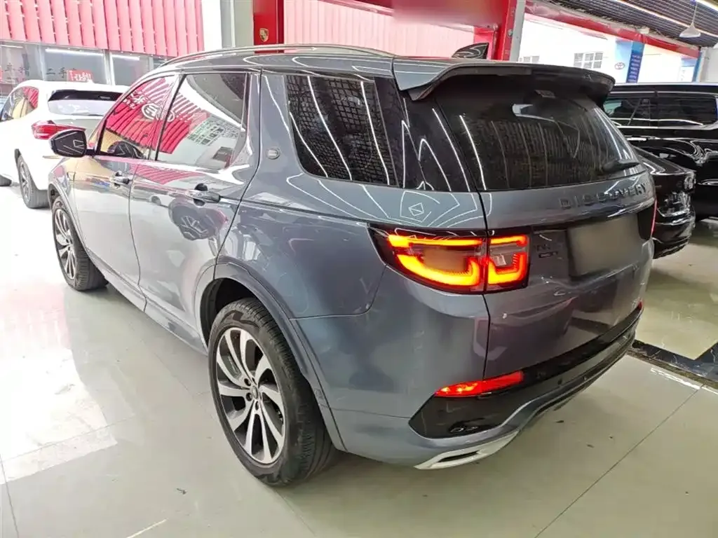 Land Rover Discovery Sport — фото 2