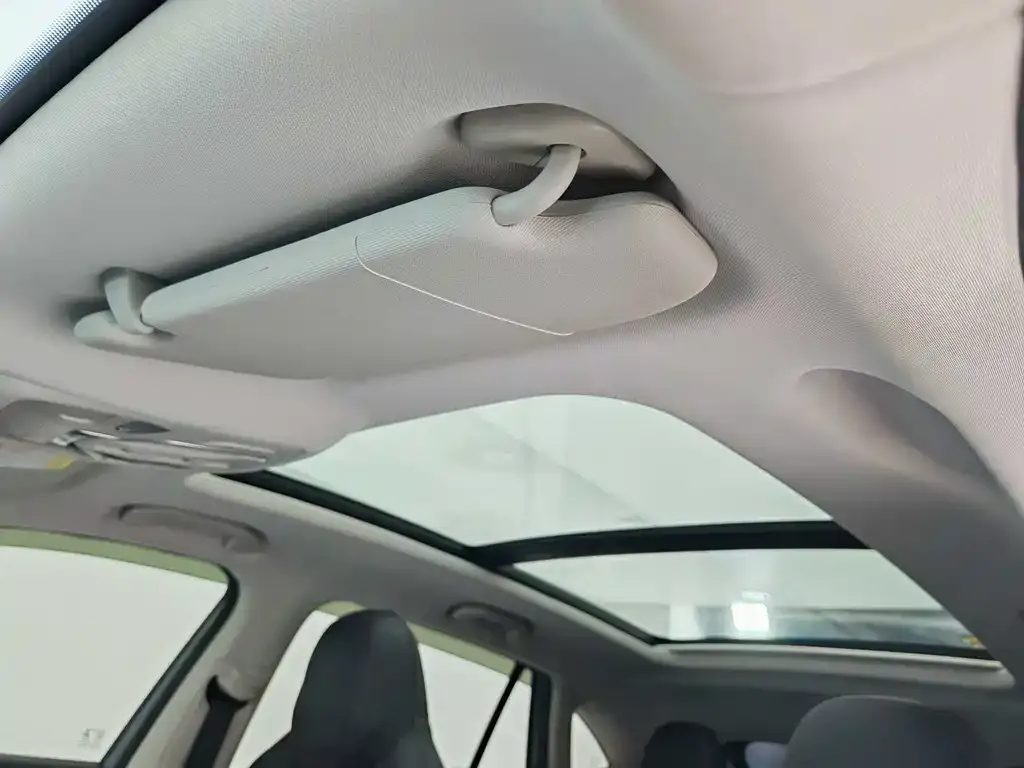Roewe RX5 2023 из CN, фото 10