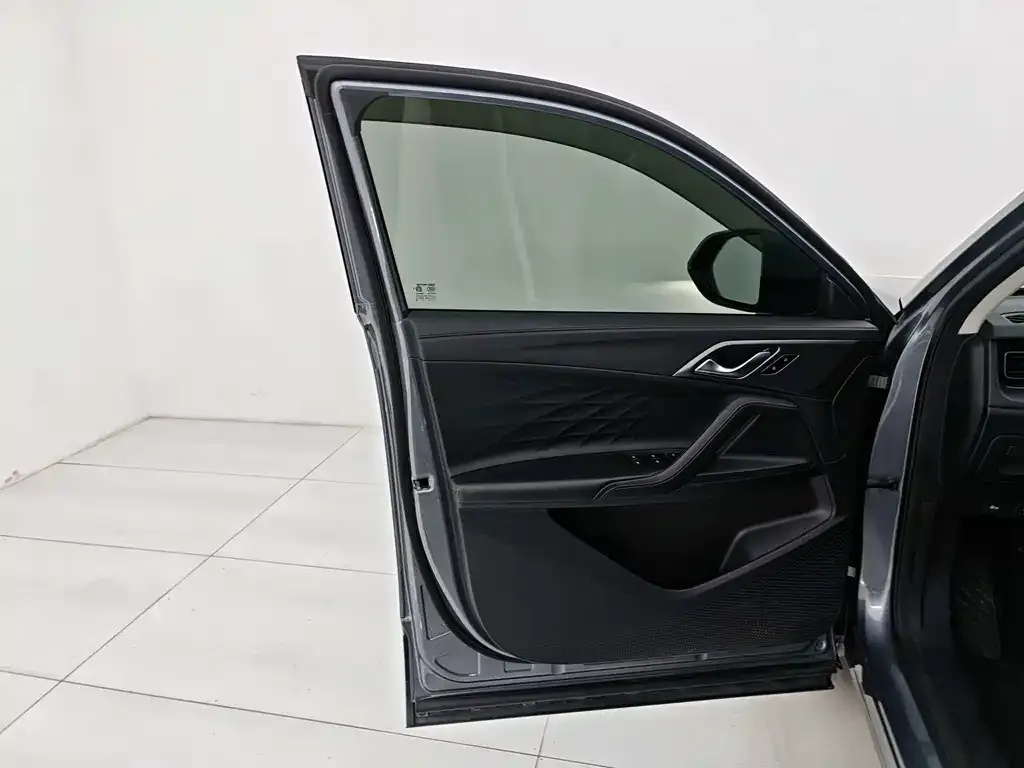Roewe RX5 2023 из CN, фото 7