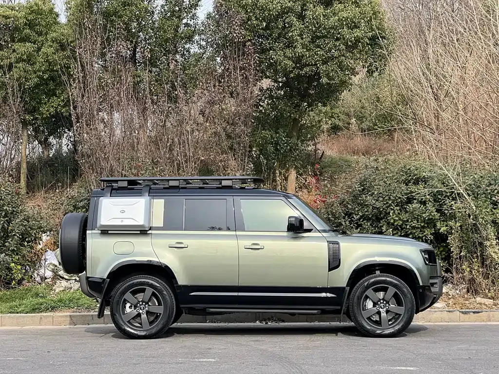 Land Rover Defender — фото 9