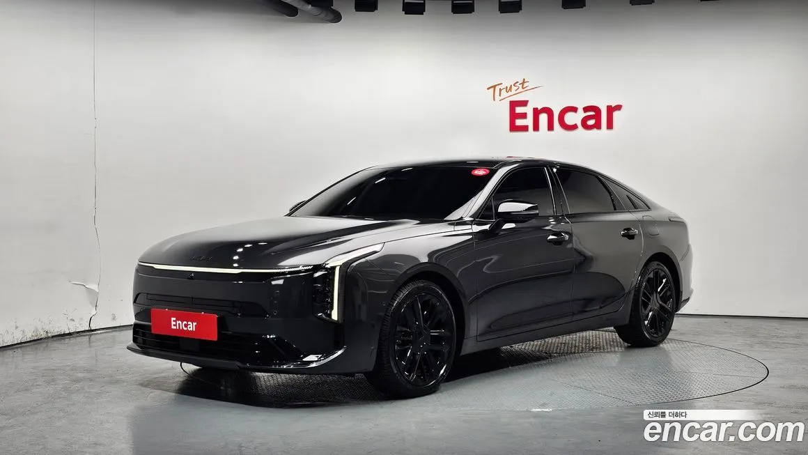 Kia K8 HEV Signature Black 1