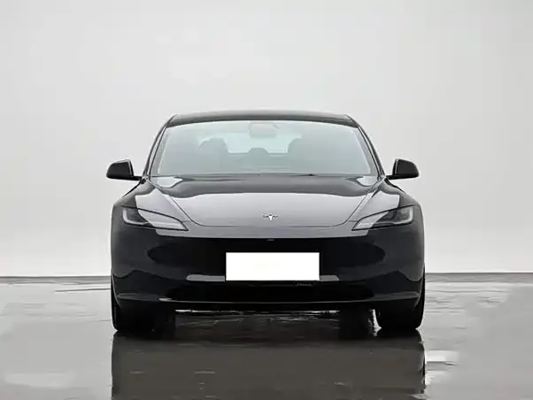 Tesla Model 3 — фото 5