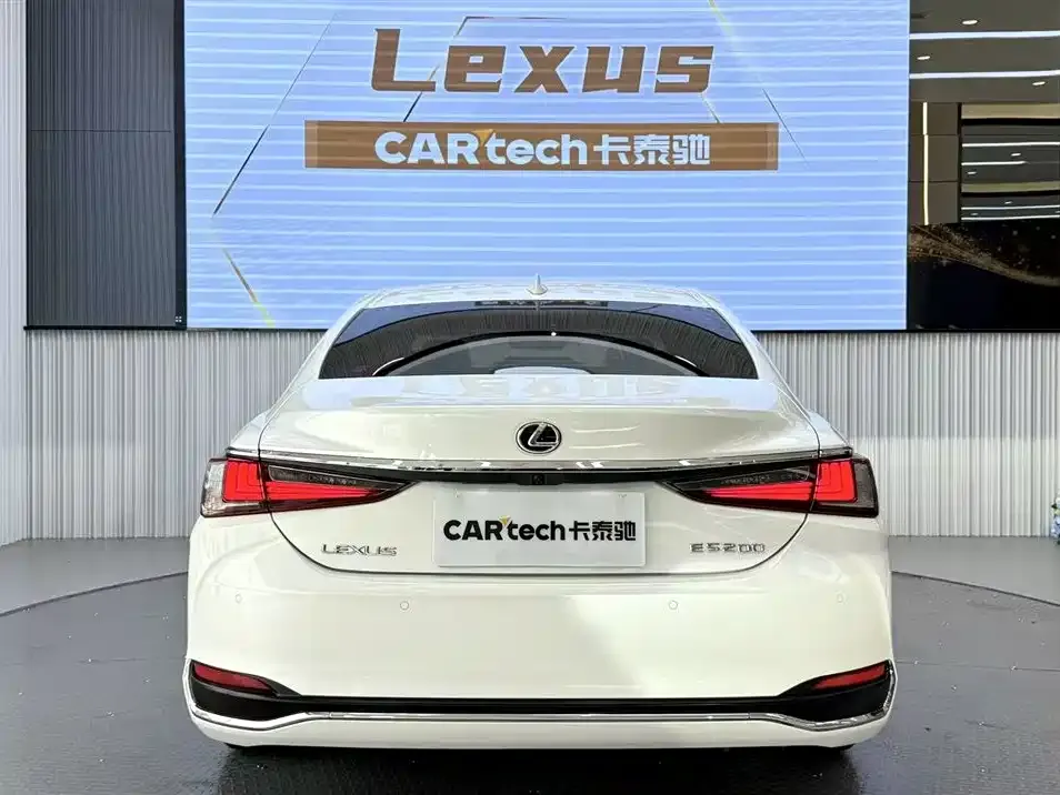 Lexus ES — фото 3