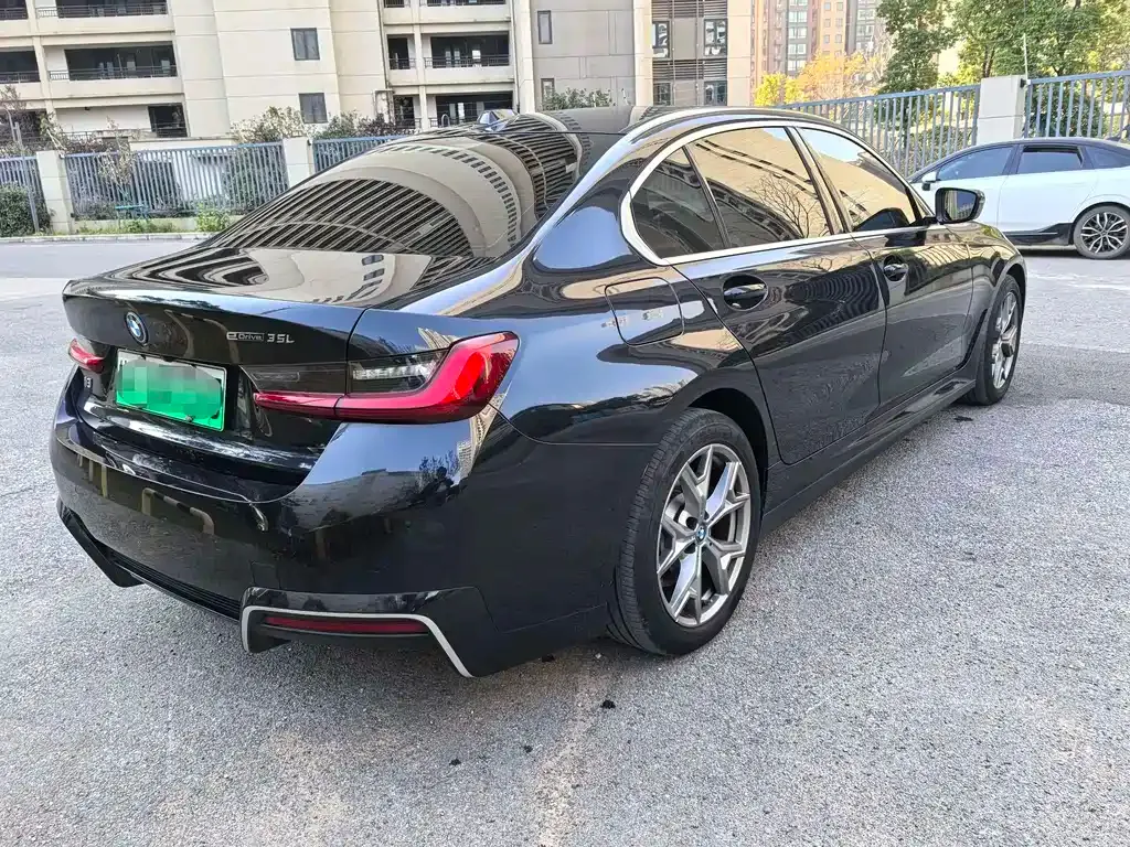 BMW i3 — фото 2
