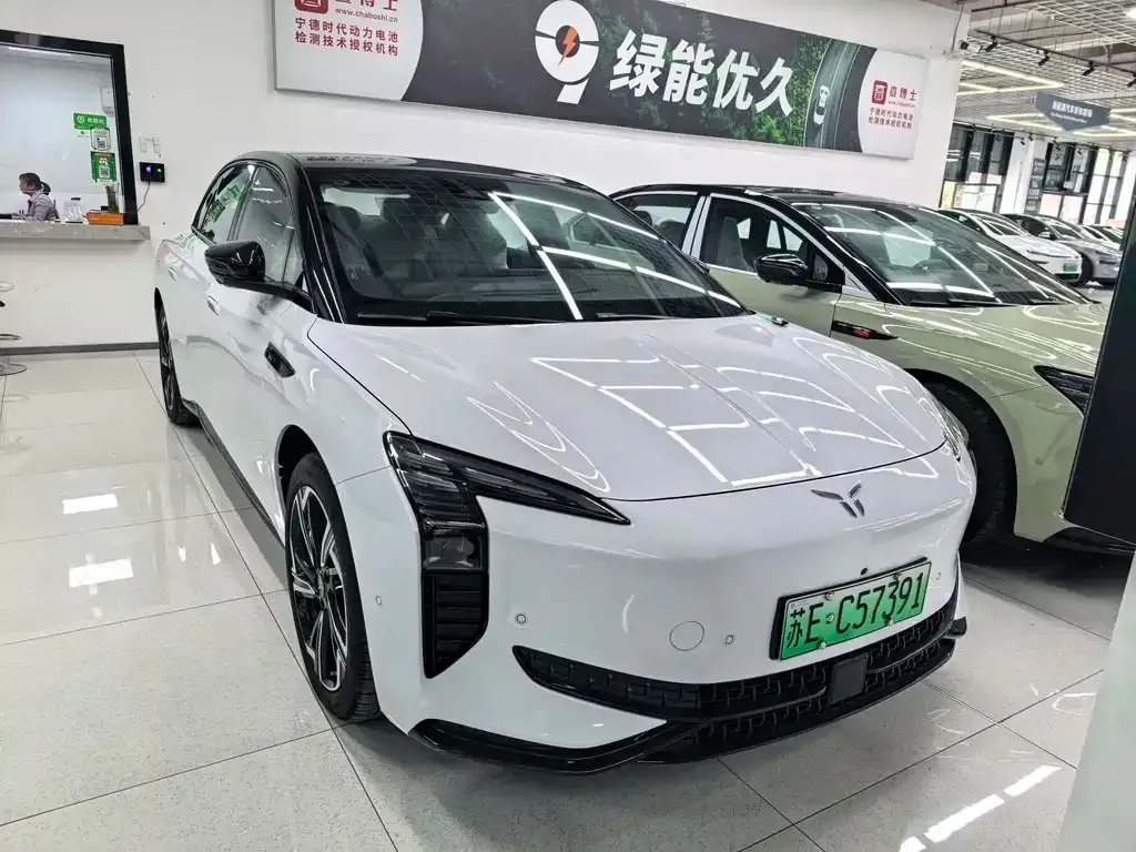 Hongqi EH7 — фото 10