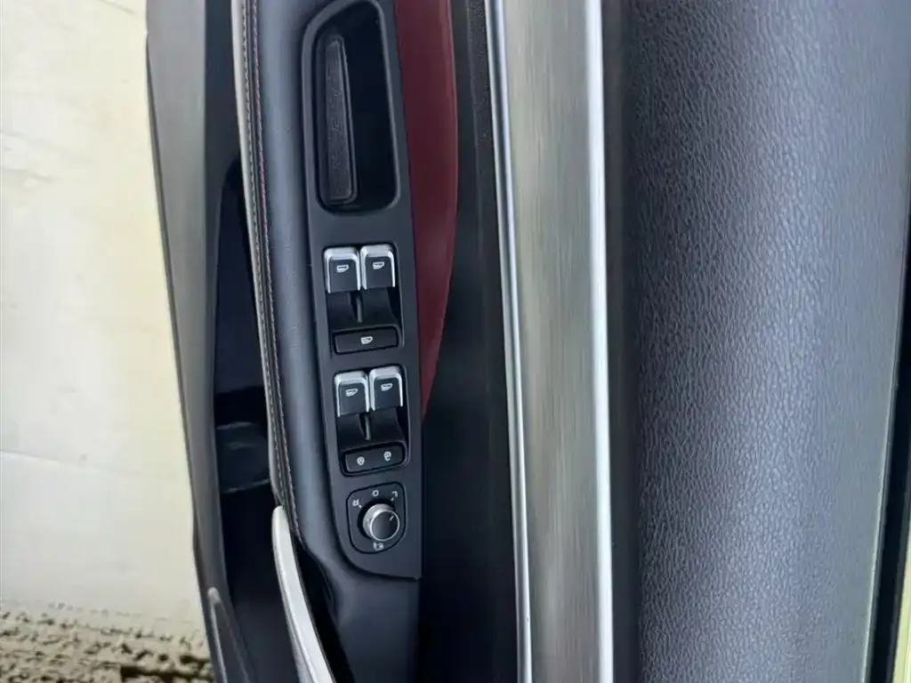 Geely Binyue 2022 из CN, фото 6