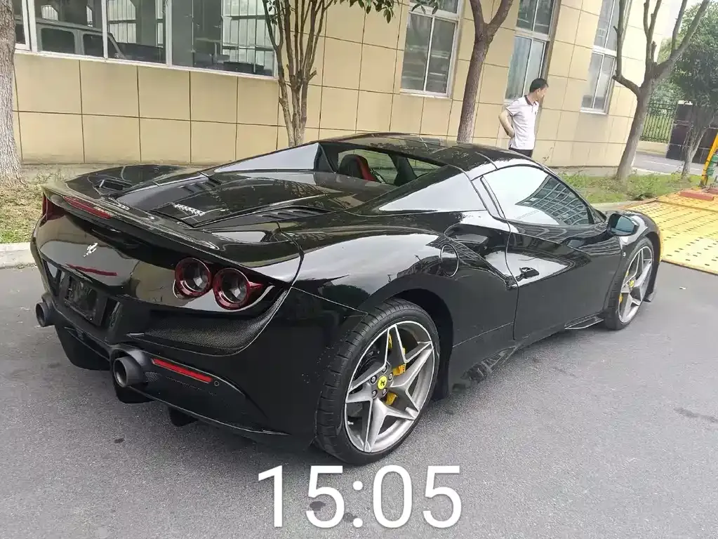 Ferrari F8 — фото 4