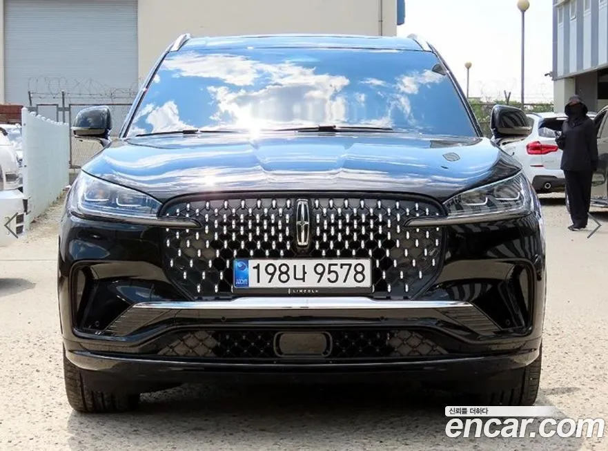 Lincoln Aviator — фото 1