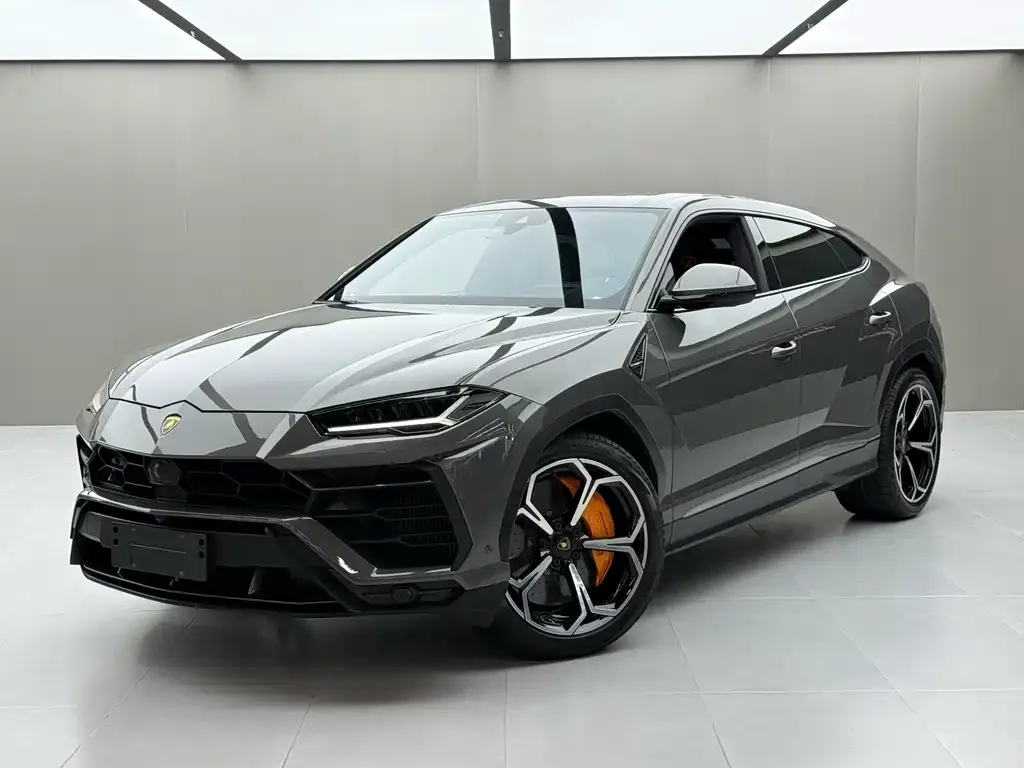 Lamborghini Urus — фото 1