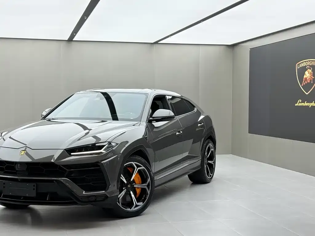 Lamborghini Urus — фото 3