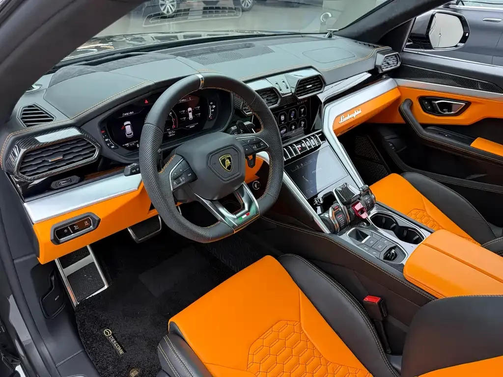 Lamborghini Urus — фото 5