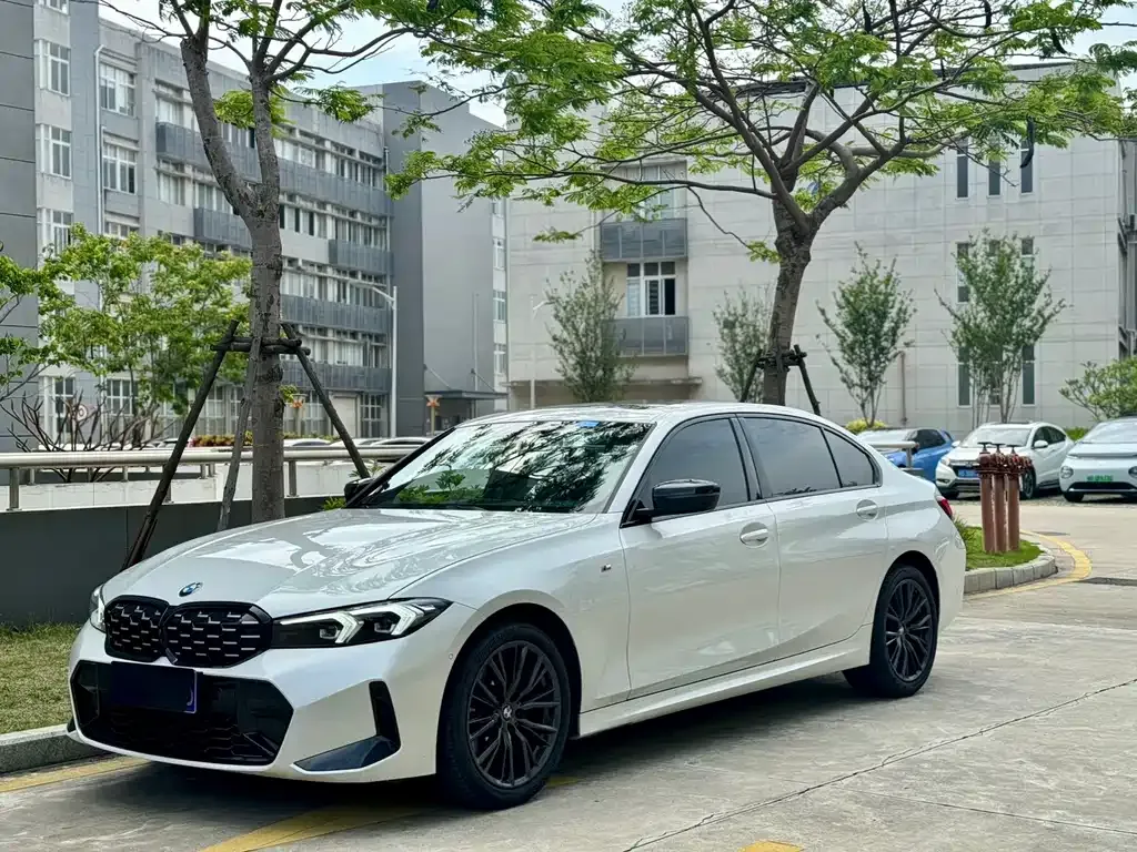 BMW 3 Series — фото 1