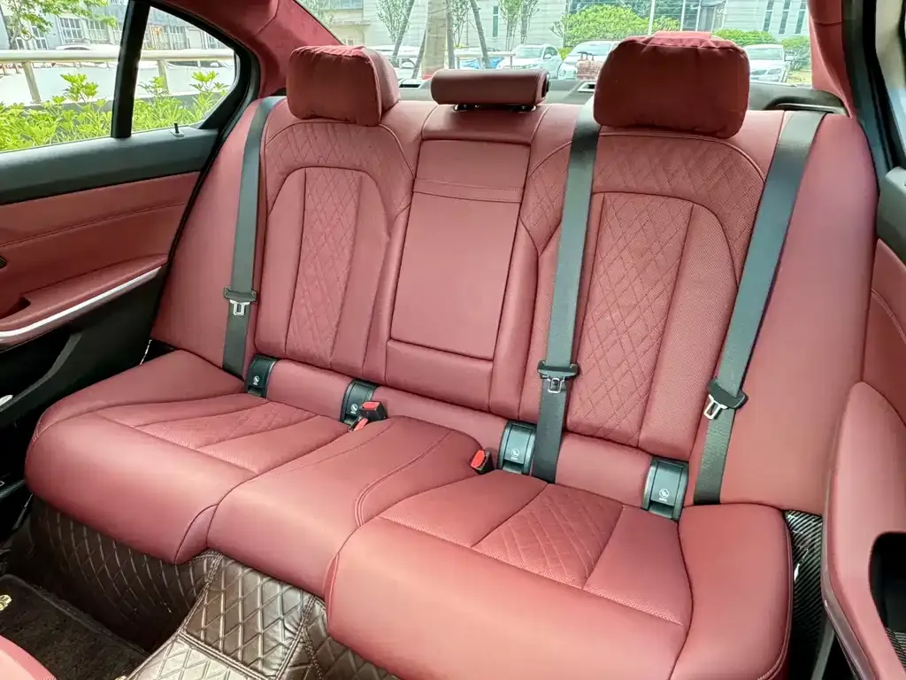 BMW 3 Series — фото 10