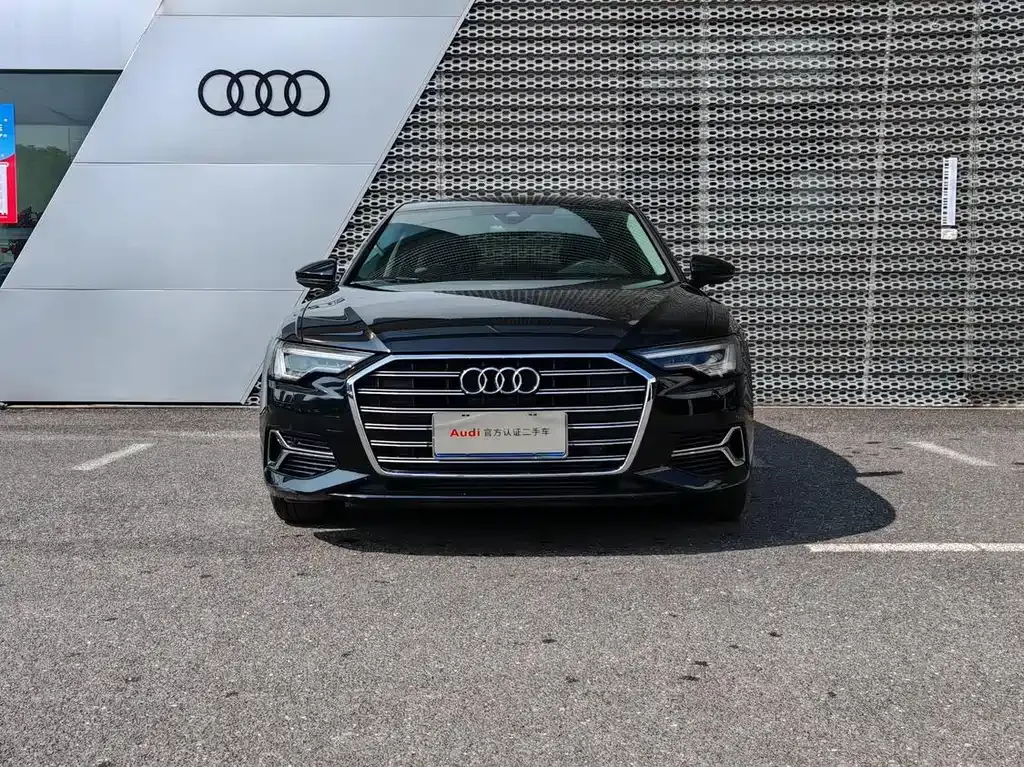 Audi A6L — фото 10
