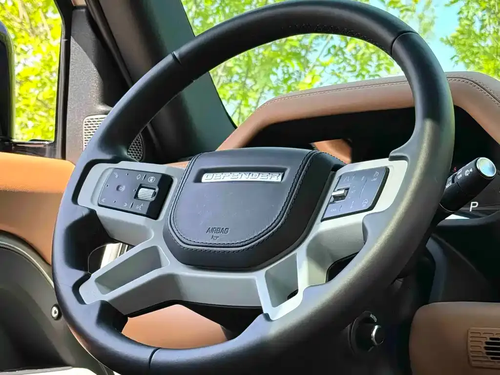 Land Rover Defender — фото 3