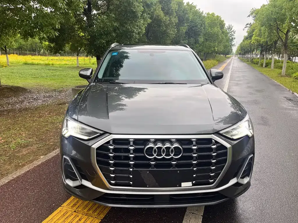 Audi Q3 — фото 4