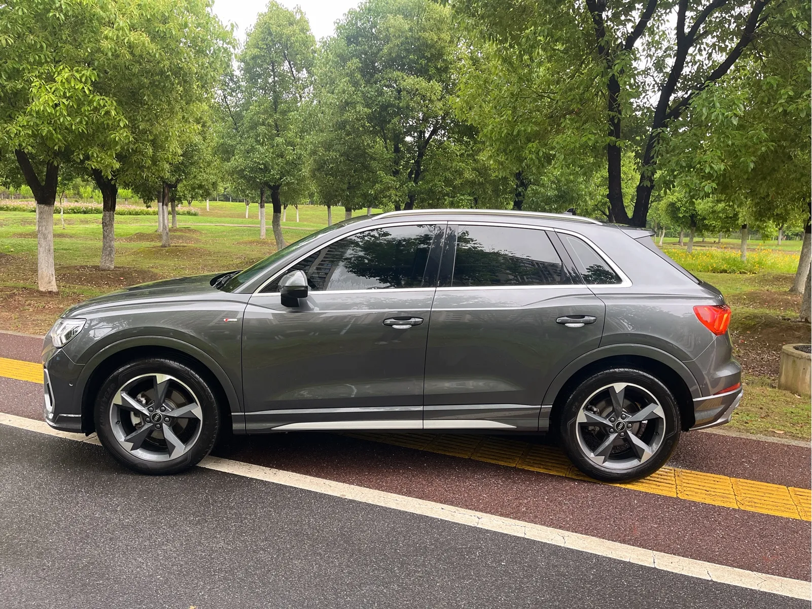 Audi Q3 — фото 9