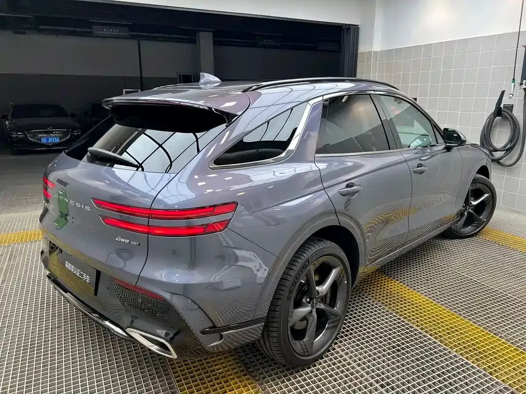Genesis GV70 — фото 10