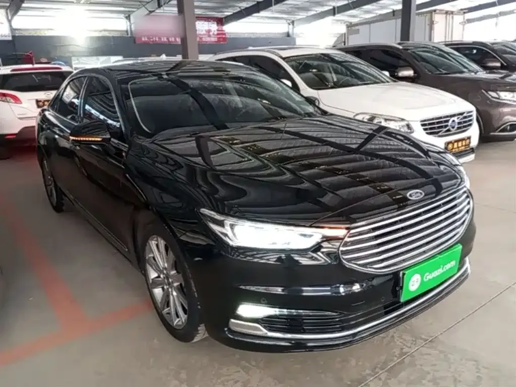 Ford Taurus 2021 из CN, фото 3