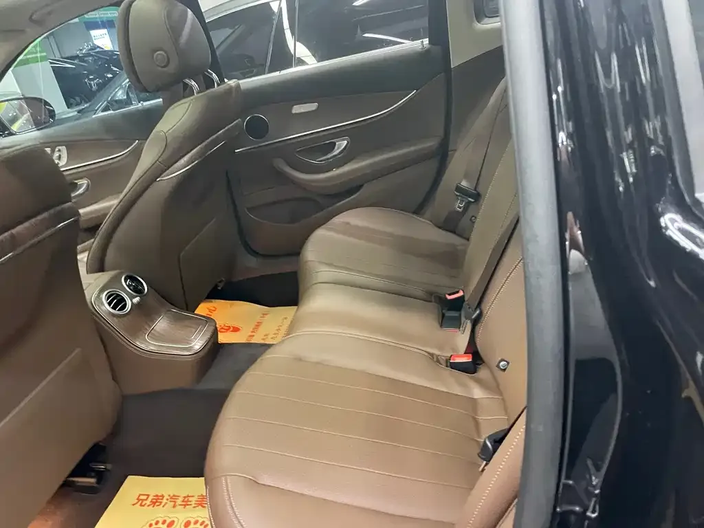 Mercedes-Benz E-Class 2021 из CN, фото 3