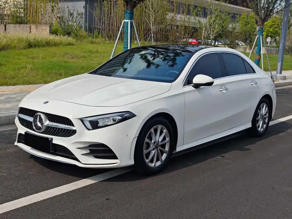 Mercedes-Benz A-Class — фото 1