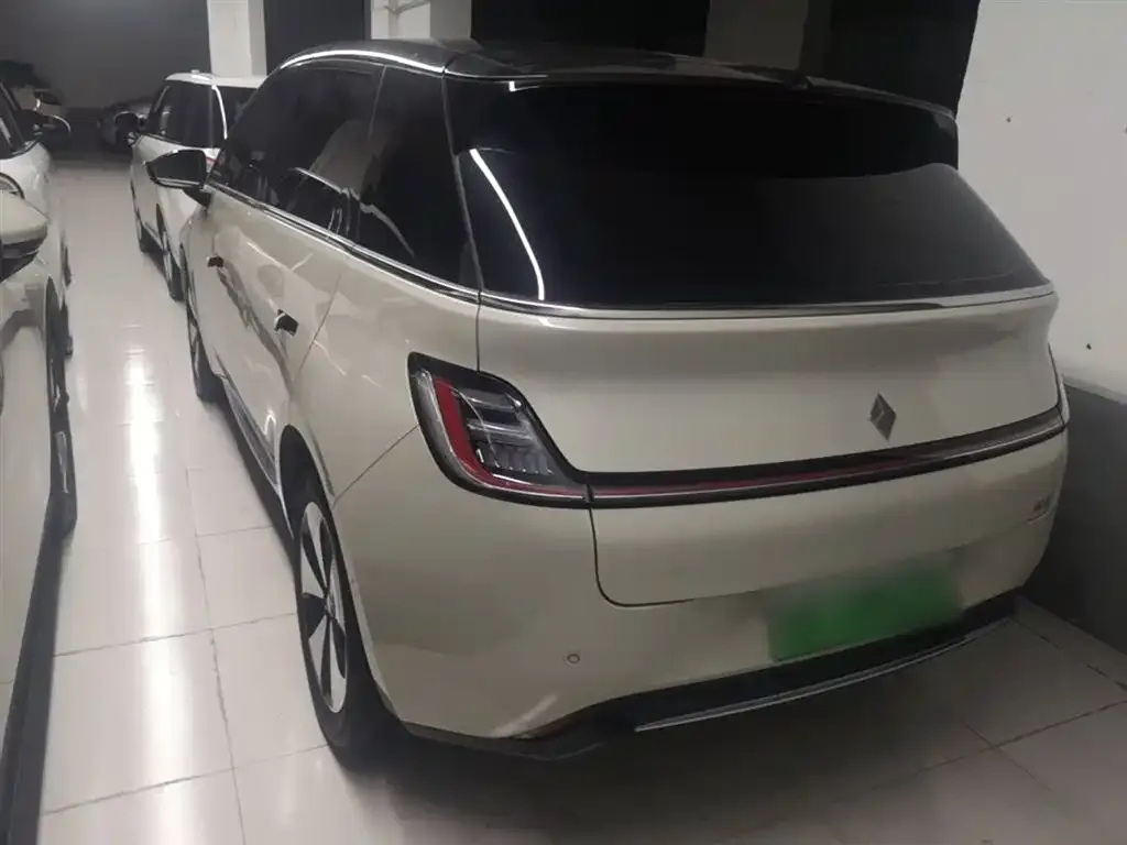 Baojun Yunduo 2024 из CN, фото 8