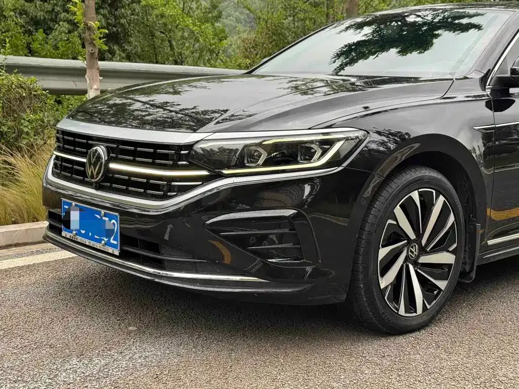 Volkswagen Passat — фото 4