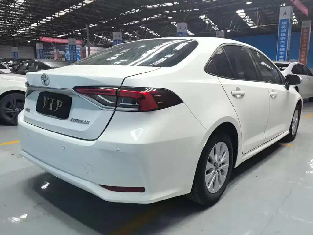 Toyota Corolla 2021 из CN, фото 8