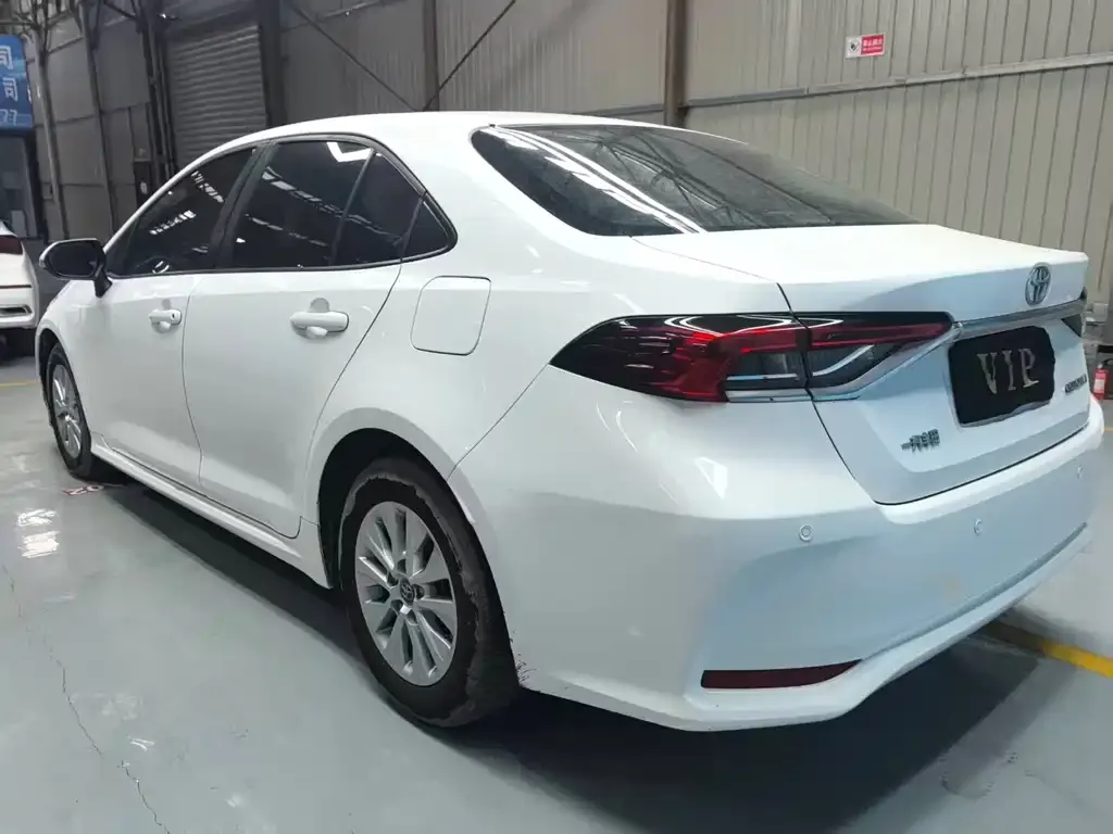Toyota Corolla 2021 из CN, фото 2