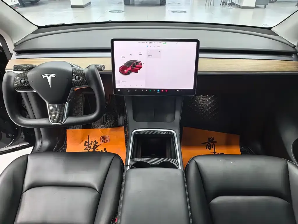 Tesla Model Y — фото 7