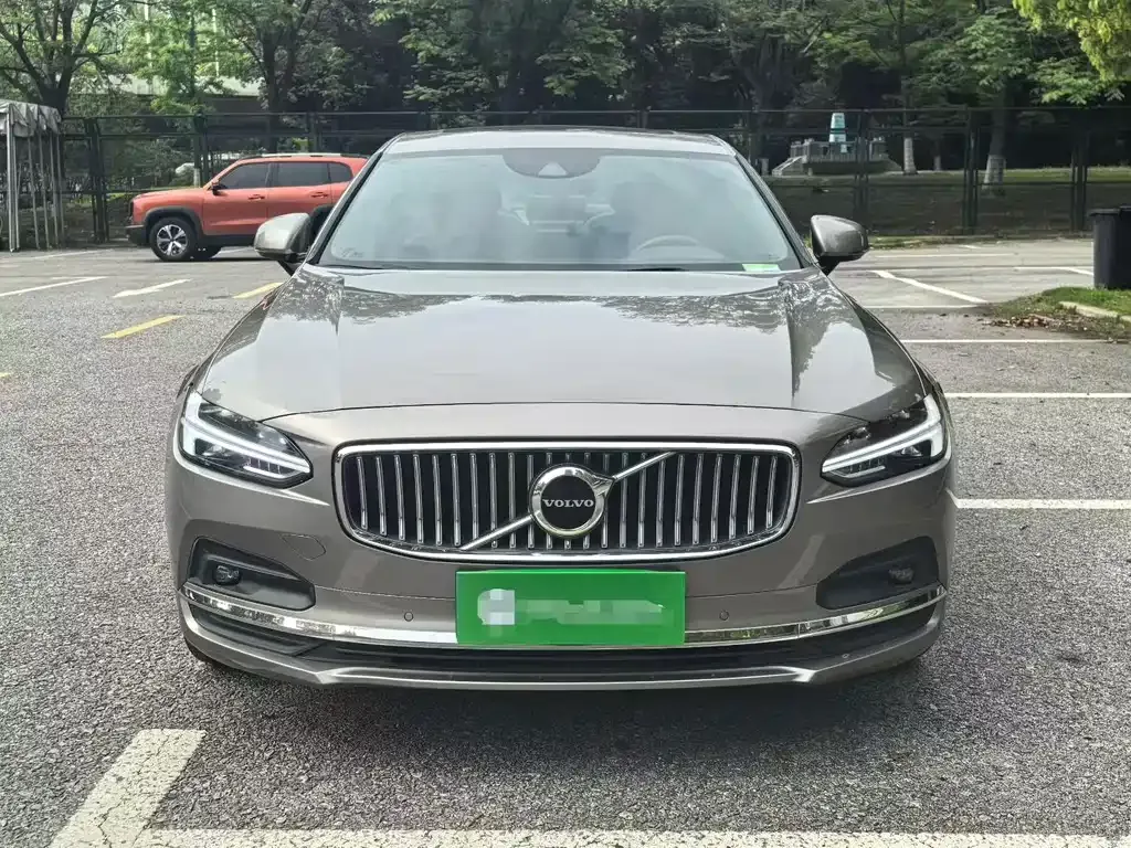 Volvo S90 — фото 6