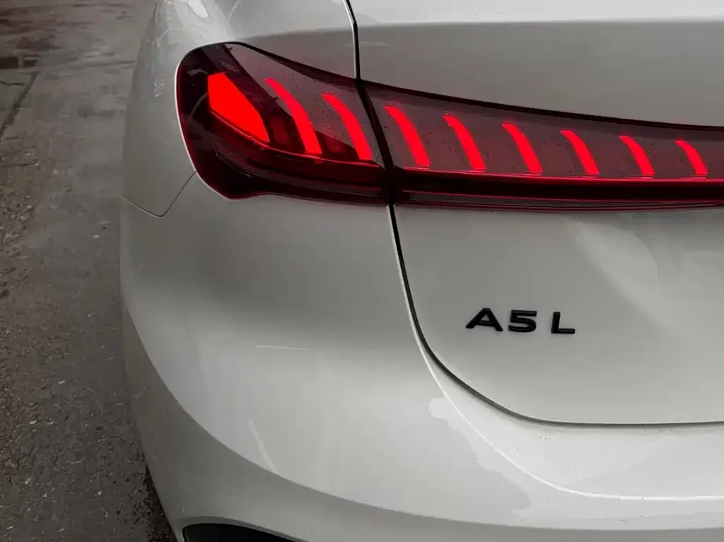 Audi A5L 2026 из CN, фото 2