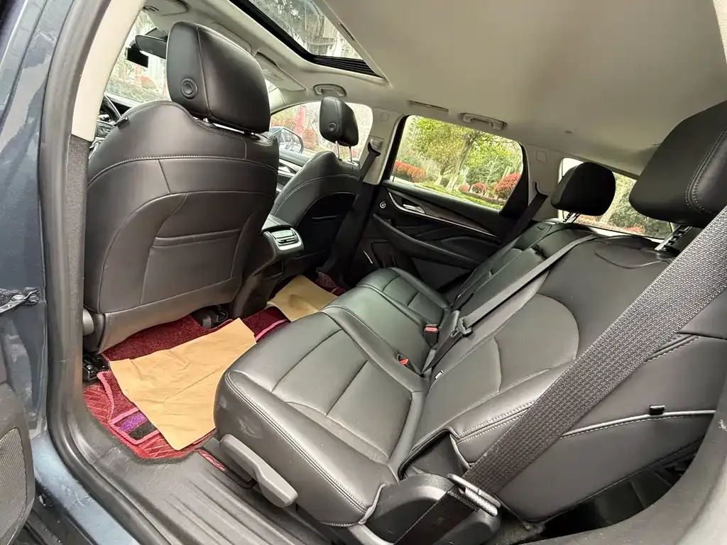 Buick Enclave 2021 из CN, фото 4