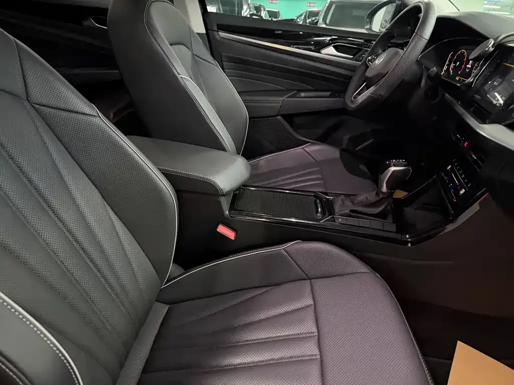 Volkswagen Passat — фото 9