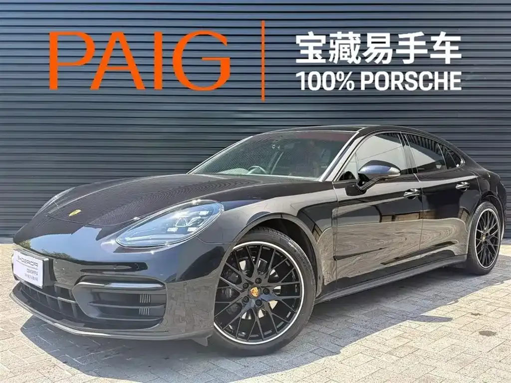 Porsche Panamera — фото 1
