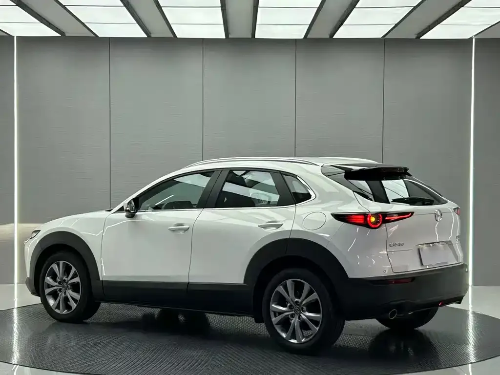 Mazda CX-30 — фото 6