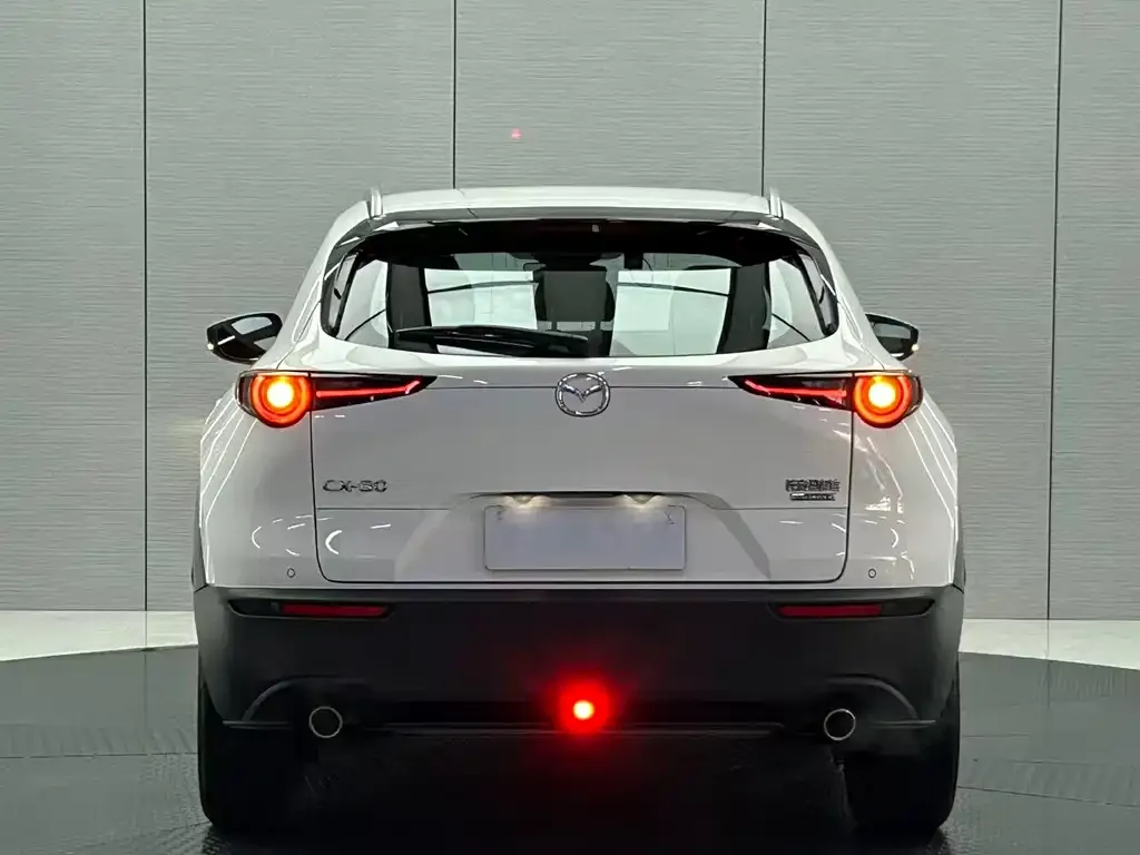 Mazda CX-30 — фото 2