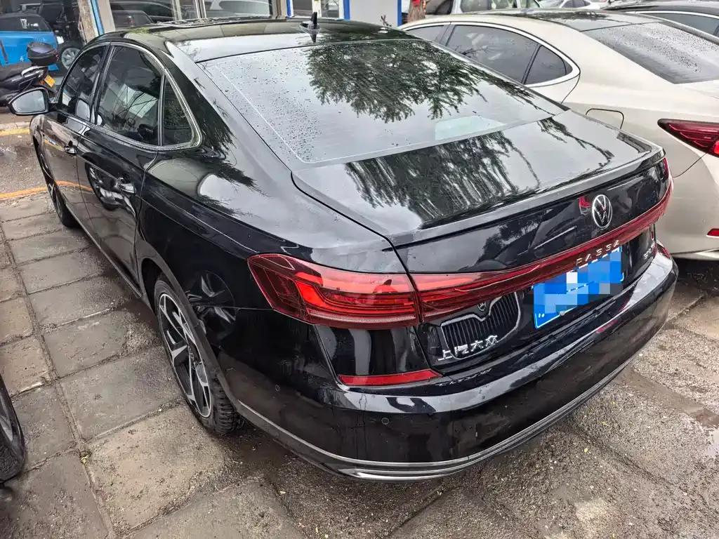 Volkswagen Passat — фото 6