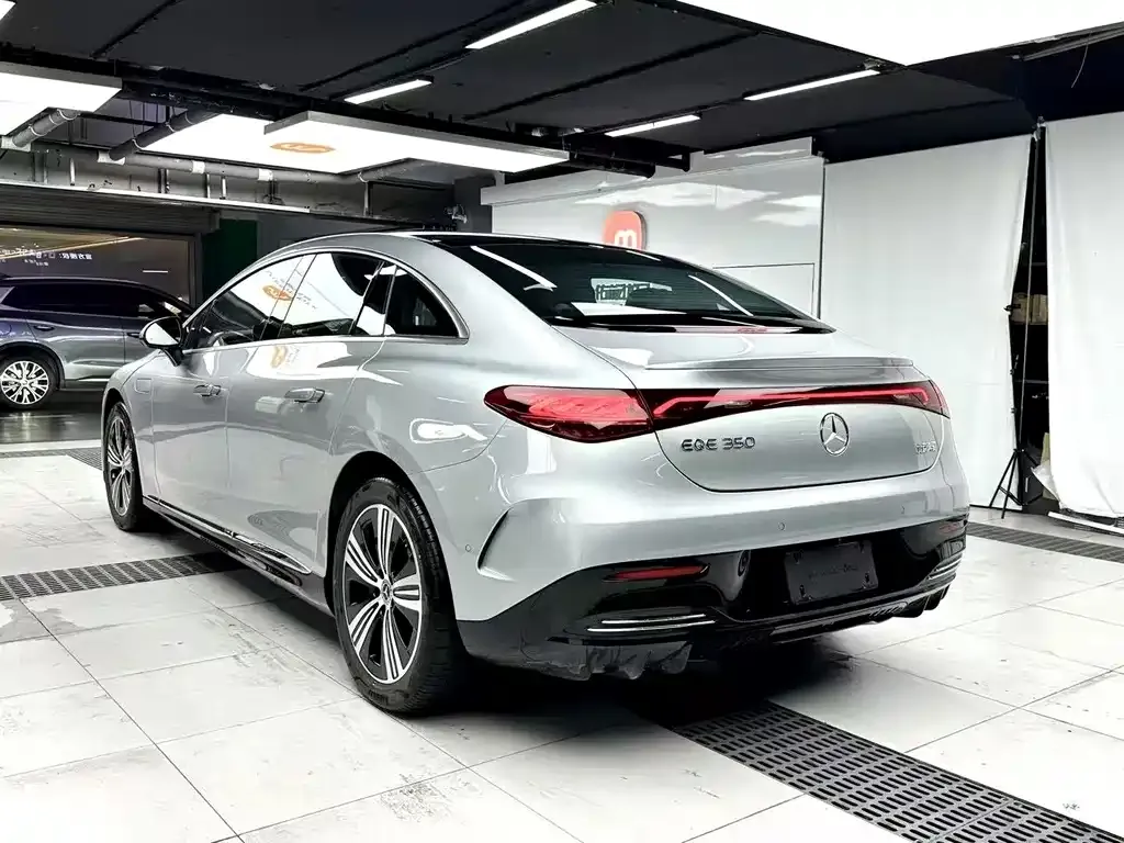 Mercedes-Benz EQE 2025 из CN, фото 6