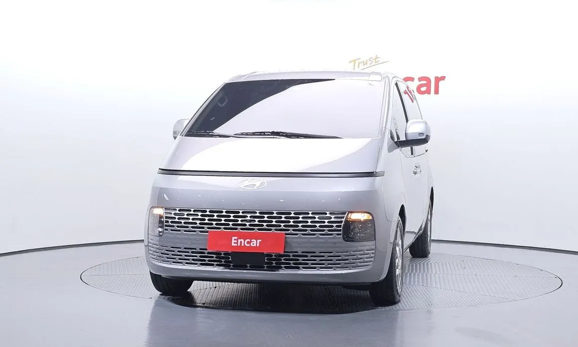 Hyundai Staria — фото 2