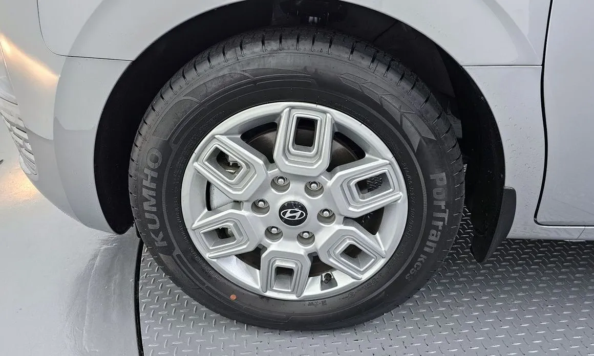 Hyundai Staria — фото 9