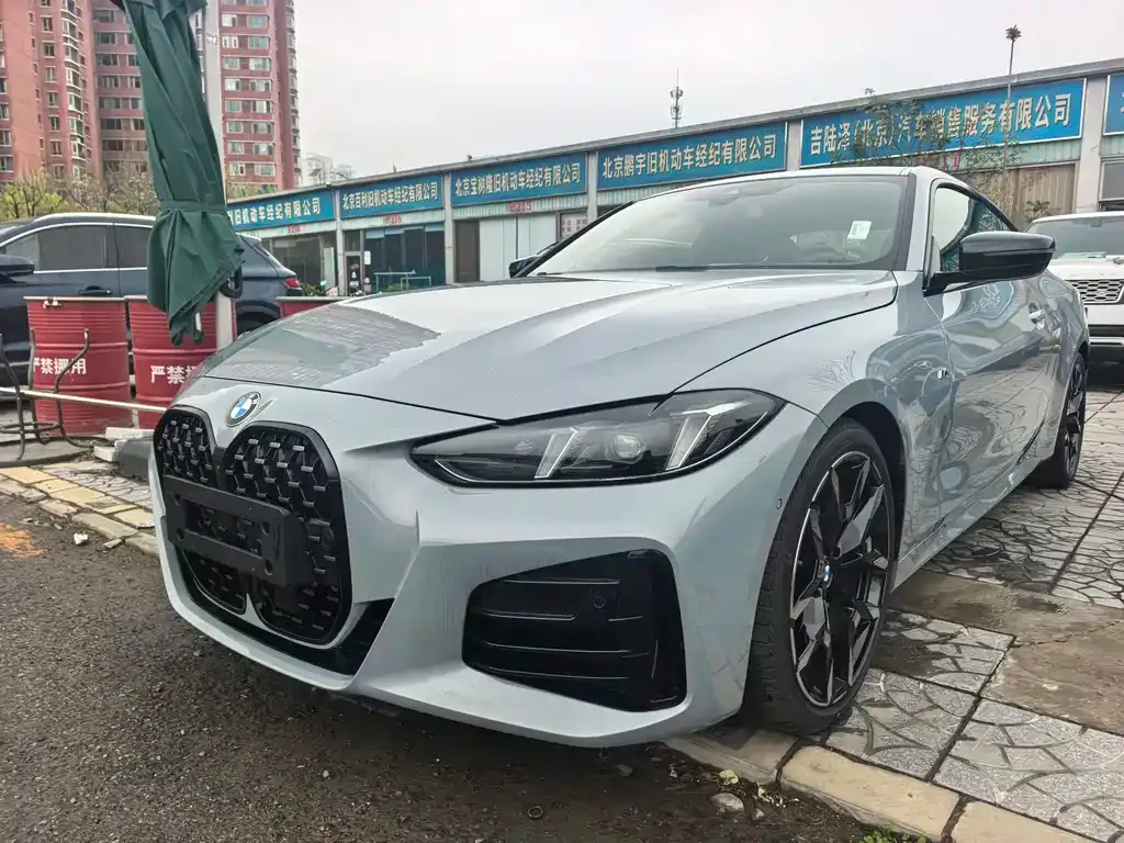 BMW 4 Series — фото 1