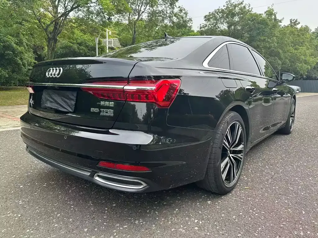 Audi A6L — фото 6